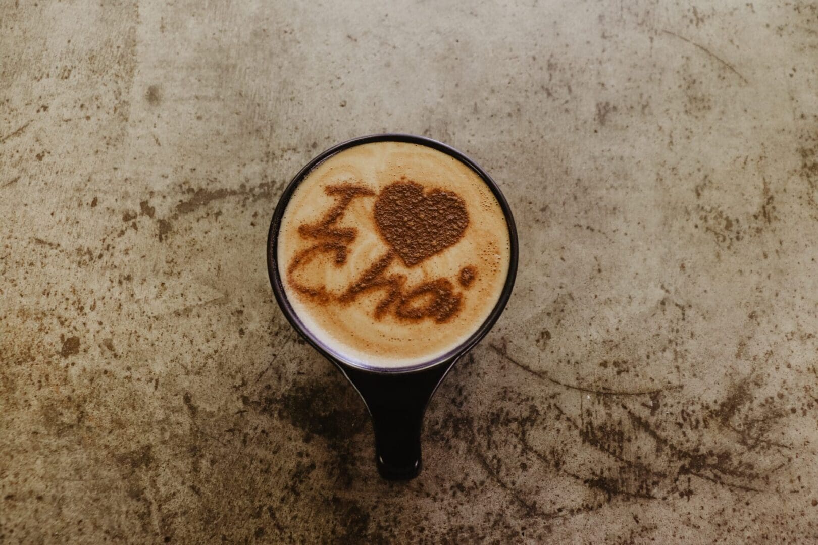 Coffee with "I love chai" design.